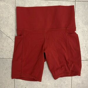 Athleta Salutation Stash Biker Short